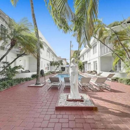 Courtyard Apartments Part Of The Oasis Casita Collection Miami Beach Exterior foto